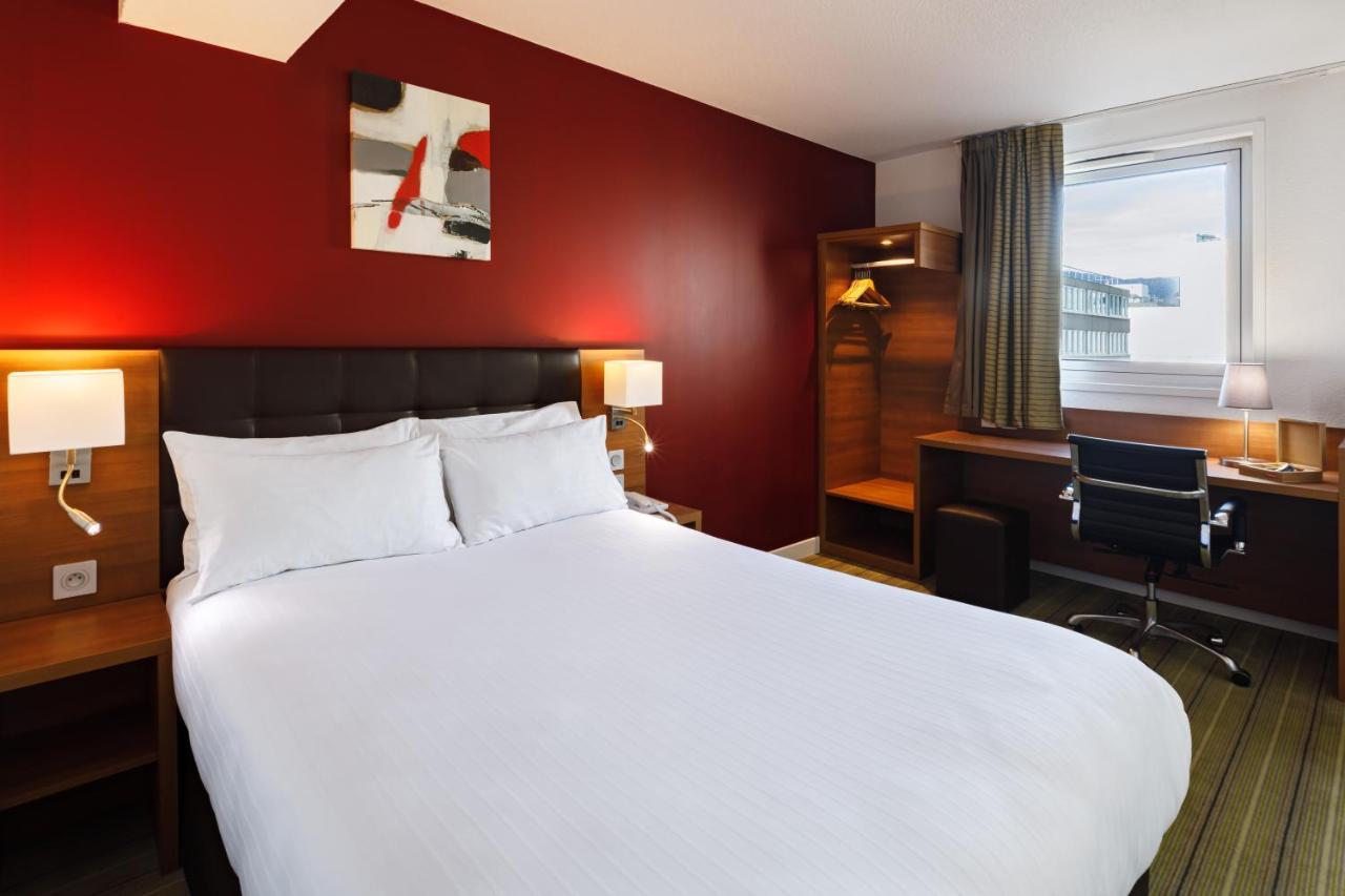 Holiday Inn Clermont Ferrand Centre By Ihg Esterno foto