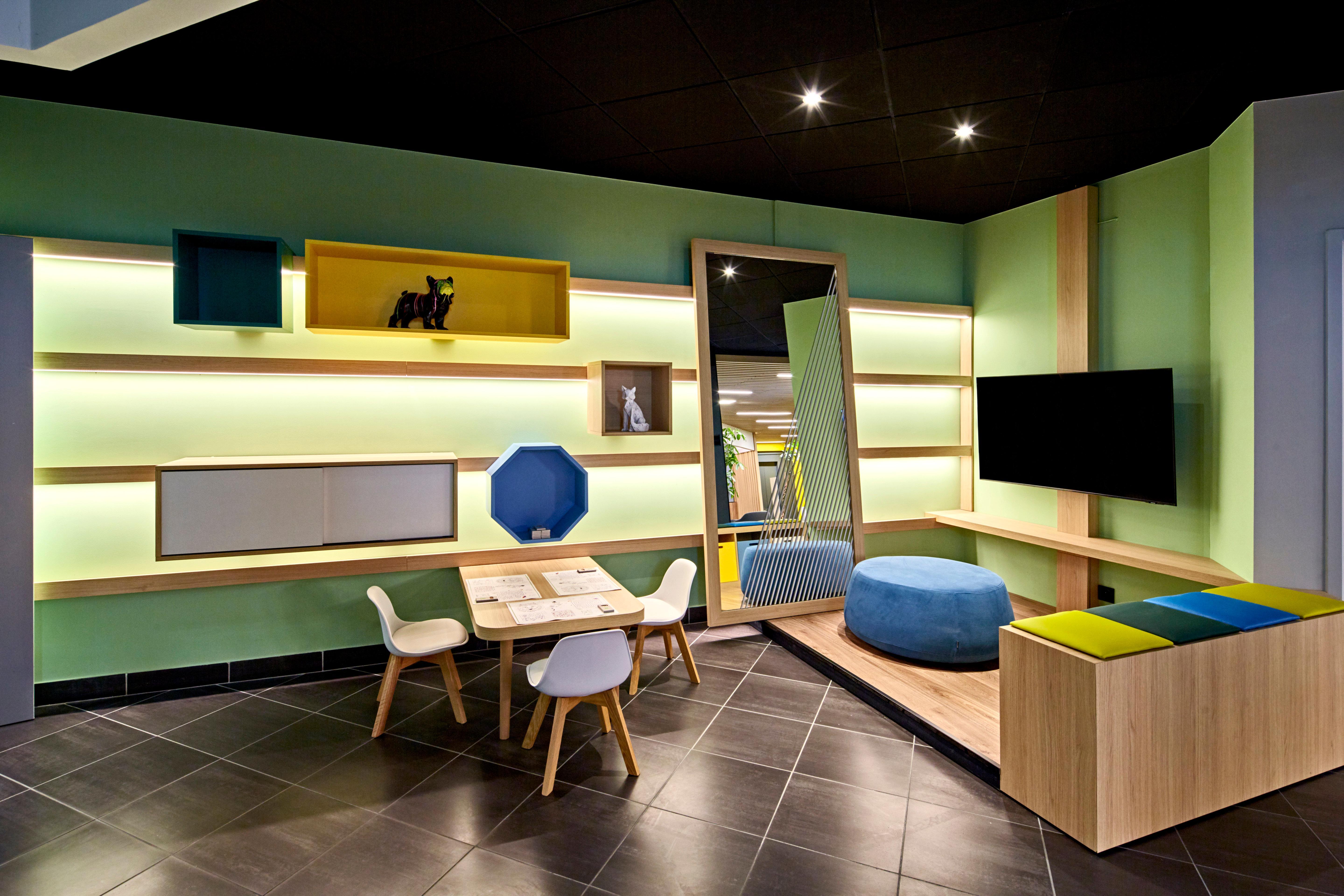 Holiday Inn Clermont Ferrand Centre By Ihg Esterno foto