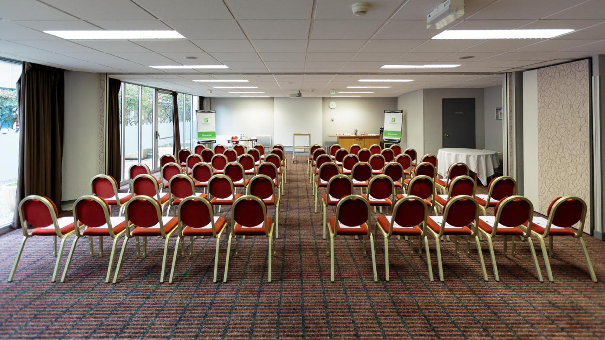 Holiday Inn Clermont Ferrand Centre By Ihg Esterno foto